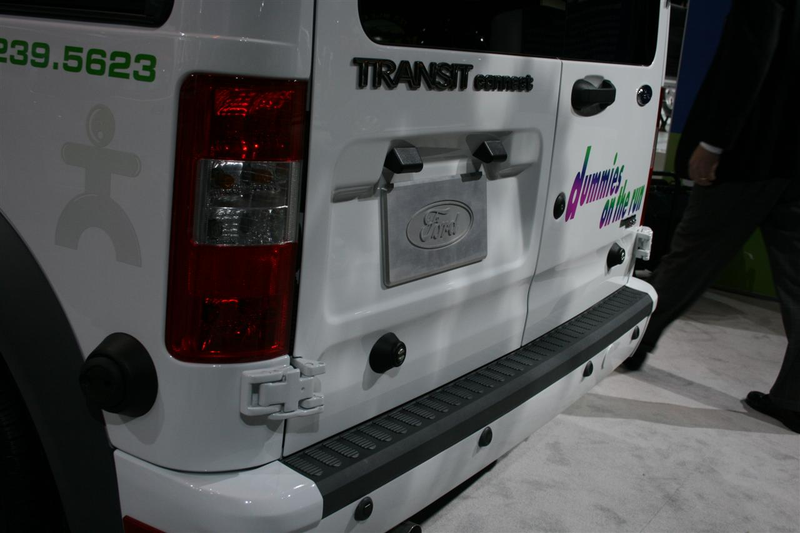 Illustration for article titled 2010 Ford Transit Connect: A Truly Multipurpose Commercial Vehicle
